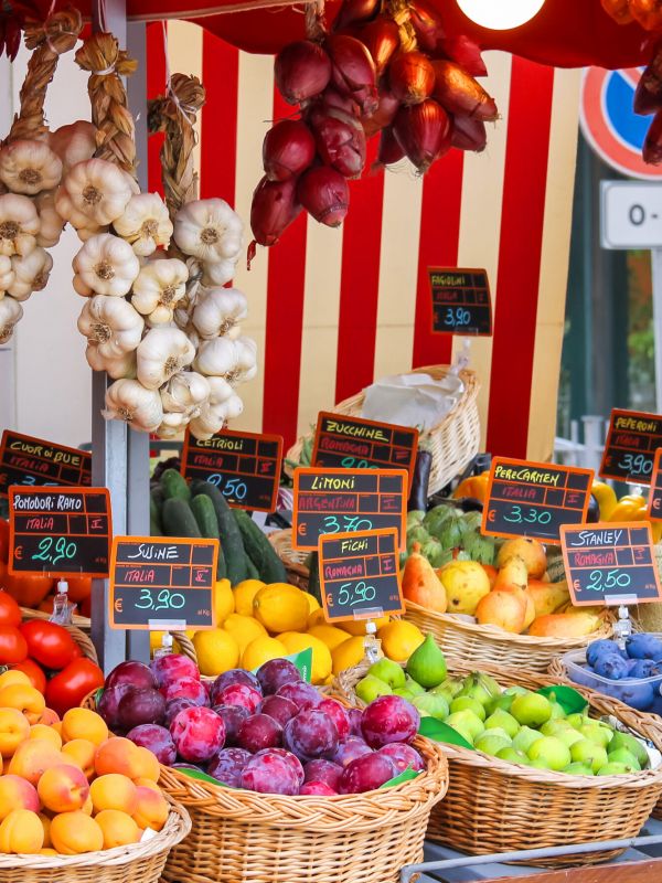 local farmers market near Mountain Crest Reserve