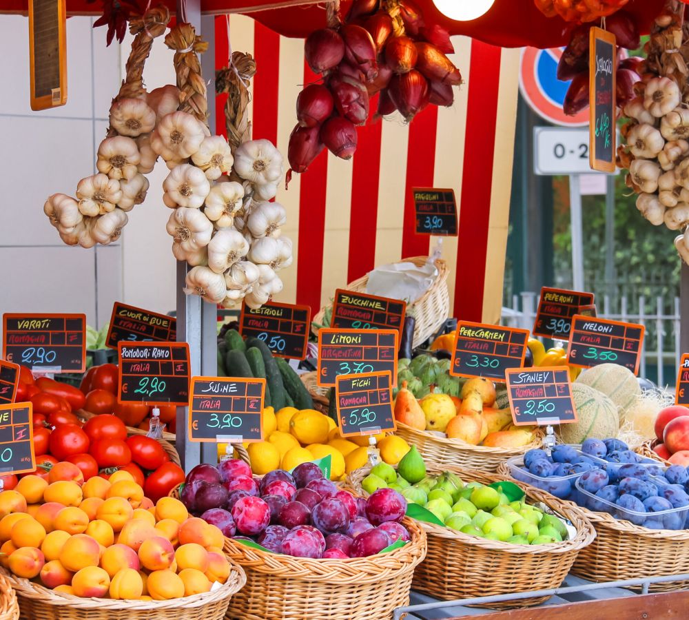 local farmers market near Mountain Crest Reserve
